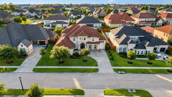 Established master-planned neighborhood with mature trees in Katy, Texas