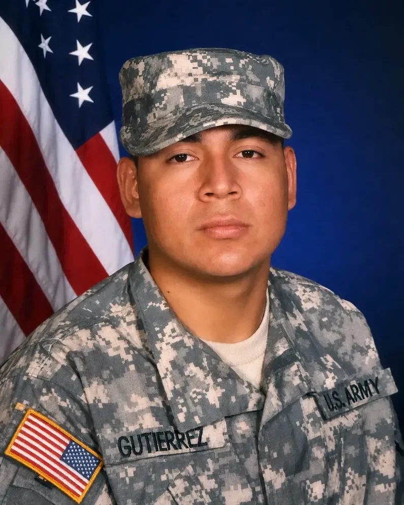 Miguel Gutierrez with a veteran client